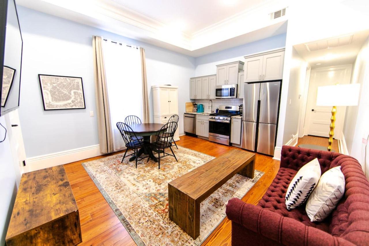 Apartment Governors - Steps To French Quarter *